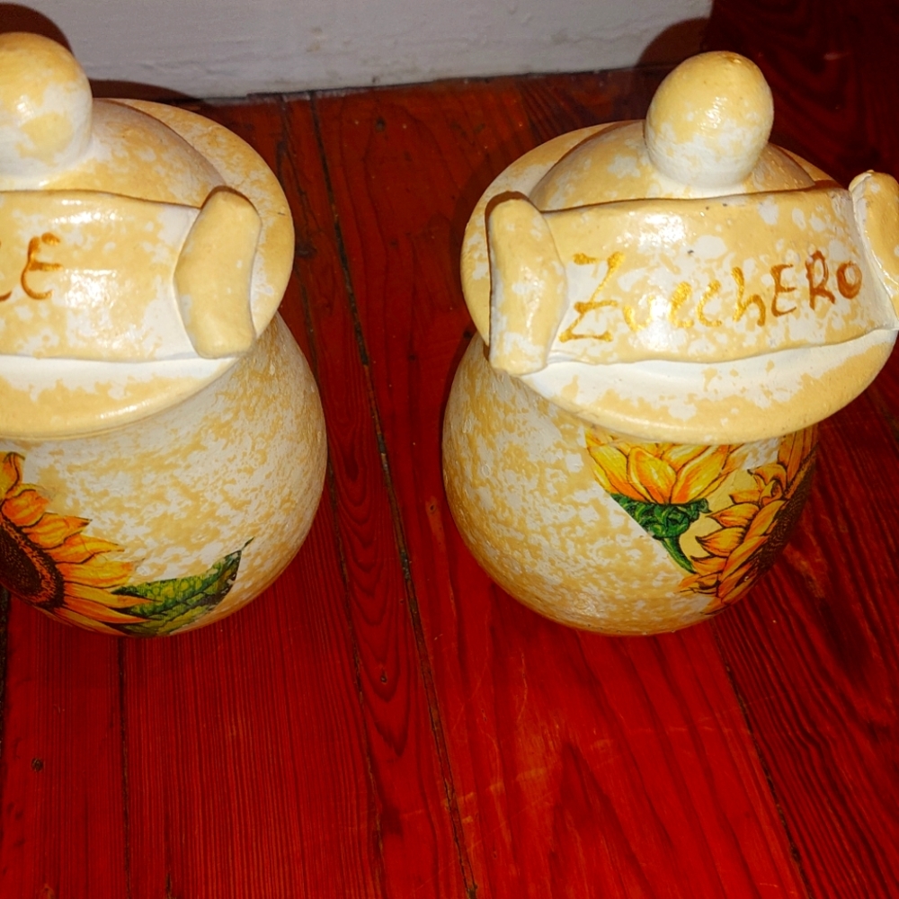 2 sunflower sugar/coffee holders 🌻